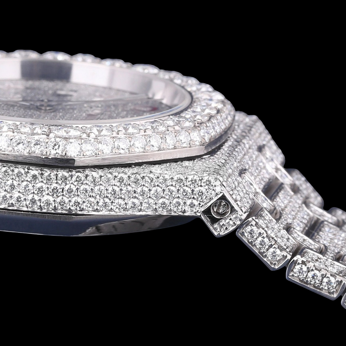 Red Arabic Letter Moissanite Diamond Dial Automatic Watch