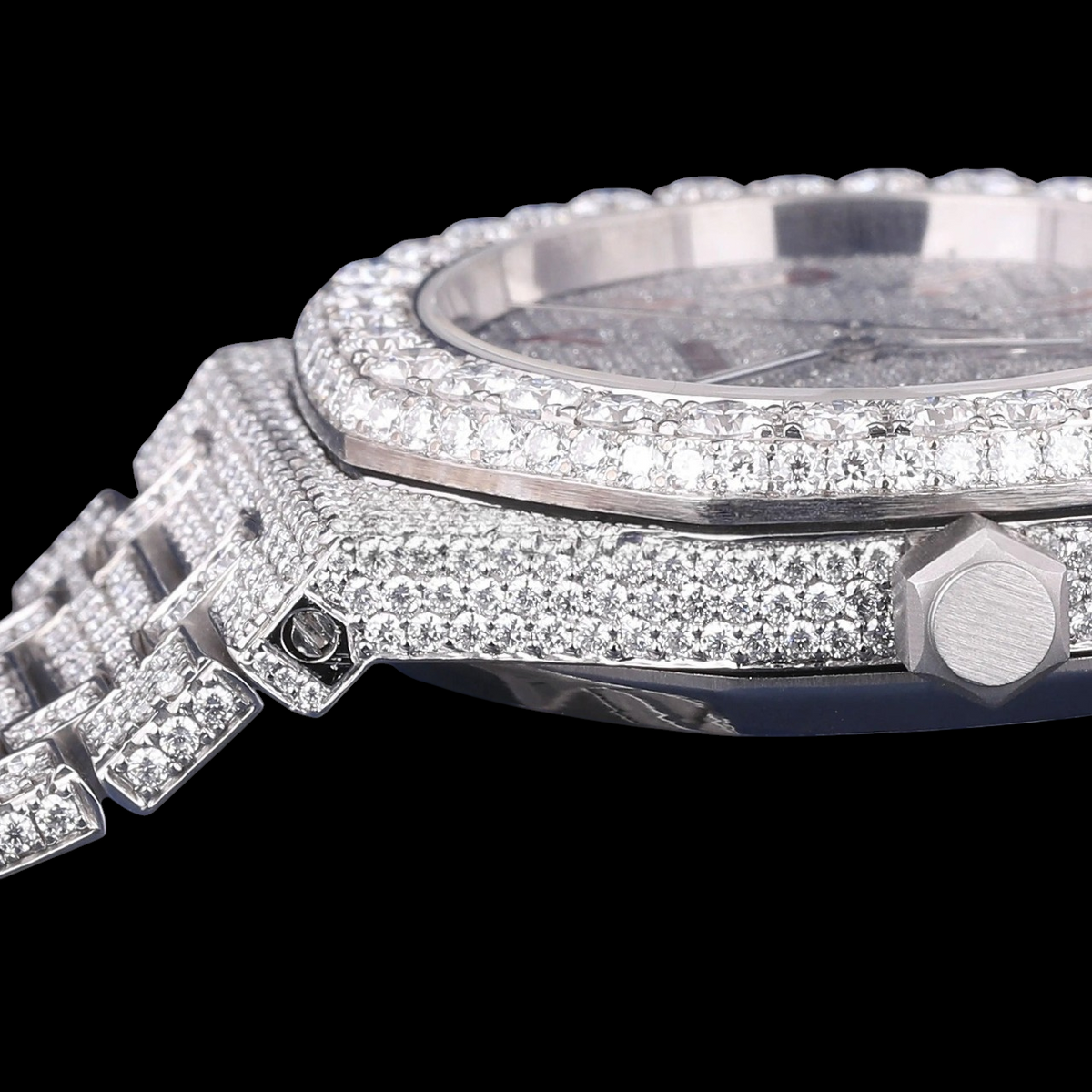 Red Arabic Letter Moissanite Diamond Dial Automatic Watch