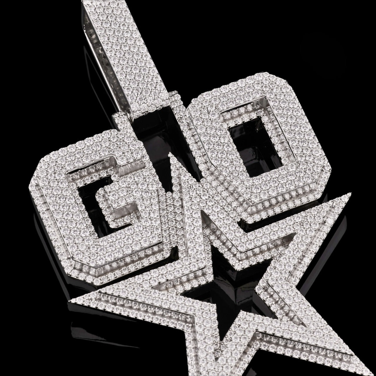 Custom GO Star Moissanite Logo Pendant VVS1 D Color Fully Iced Out