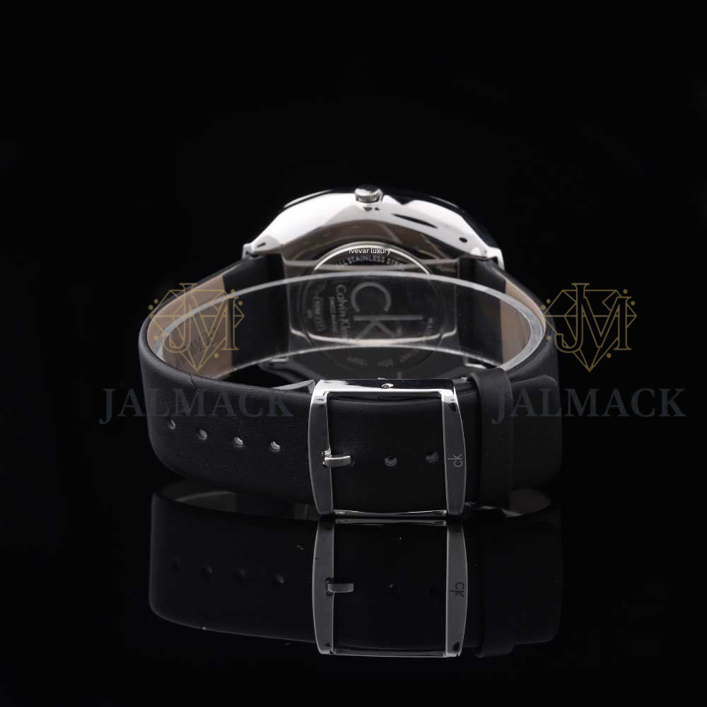 Black Minimalist Dial Round-Cut Moissanite Leather Watch