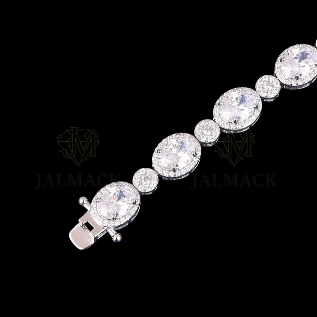 Oval Cut Moissanite Halo Link Bracelet VVS1 D Color