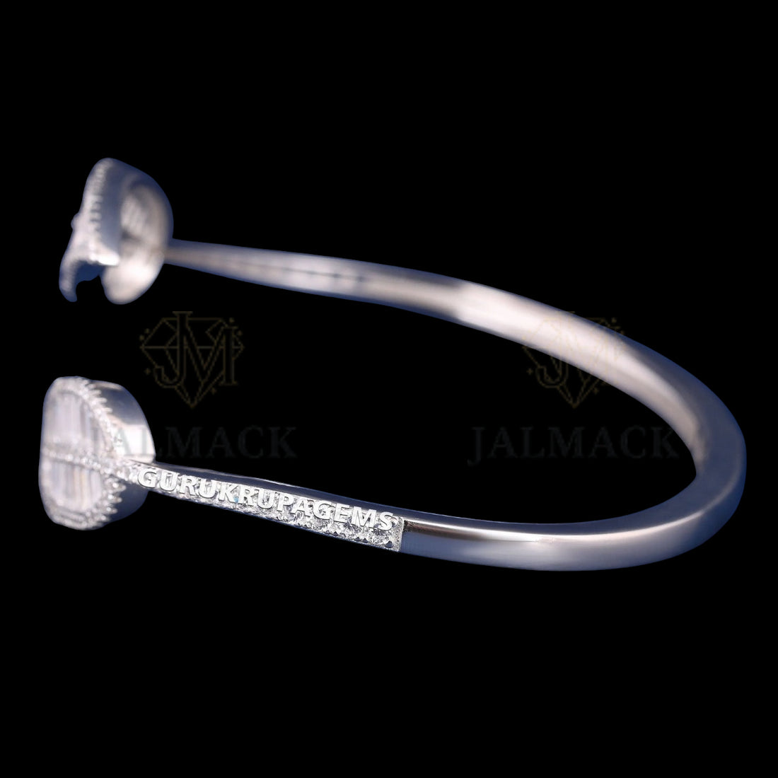 Baguette Moissanite Leaf Cuff Bracelet VVS1 D Color