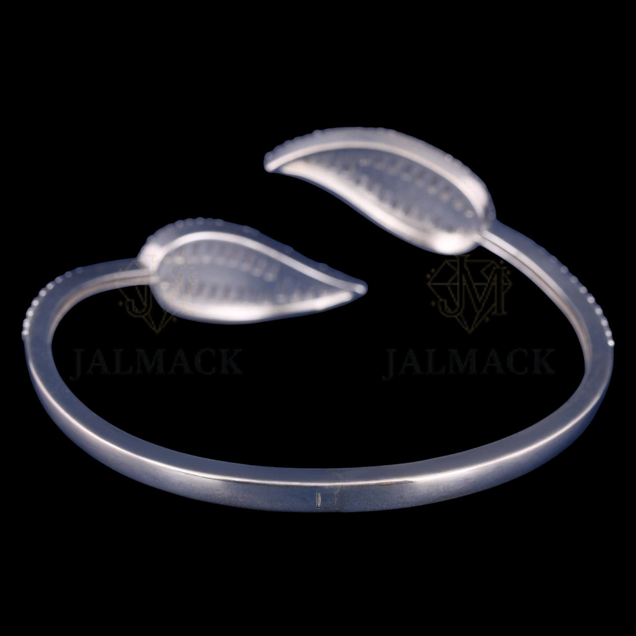 Baguette Moissanite Leaf Cuff Bracelet VVS1 D Color