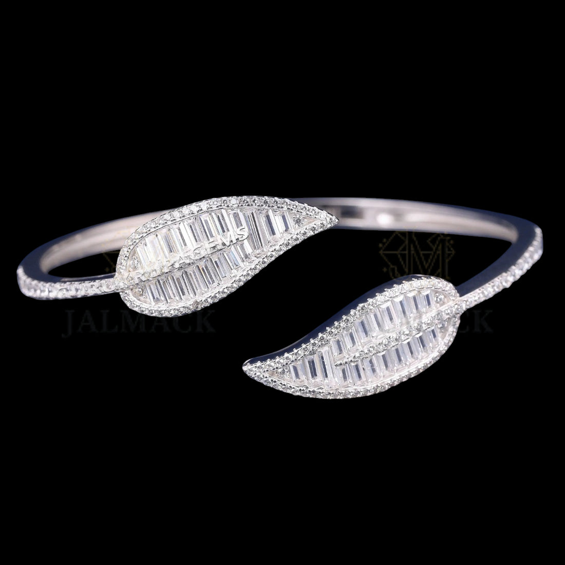 Baguette Moissanite Leaf Cuff Bracelet VVS1 D Color