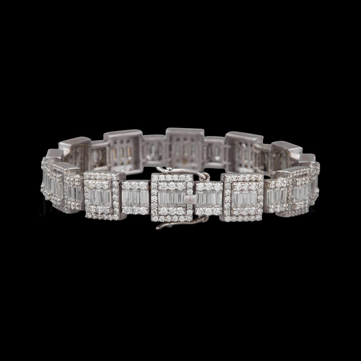 Baguette Moissanite Geometric Link Bracelet VVS1 D Color Fully Iced Out