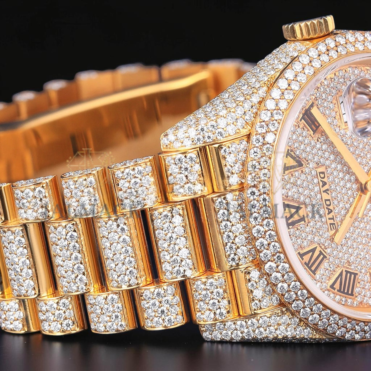 Luxury Gold Day-Date Moissanite Watch