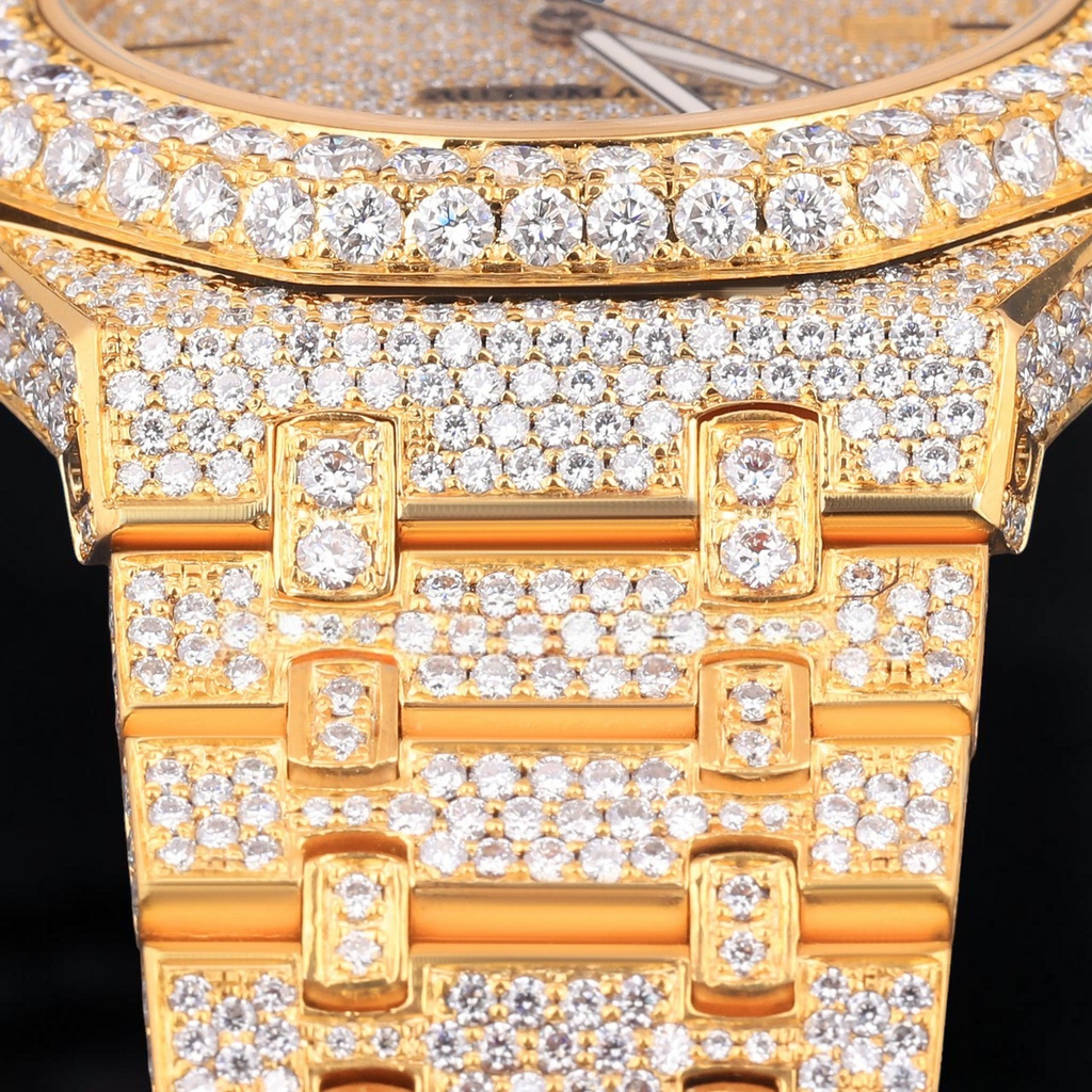 Luxury Gold Moissanite Watch VVS1 D Color