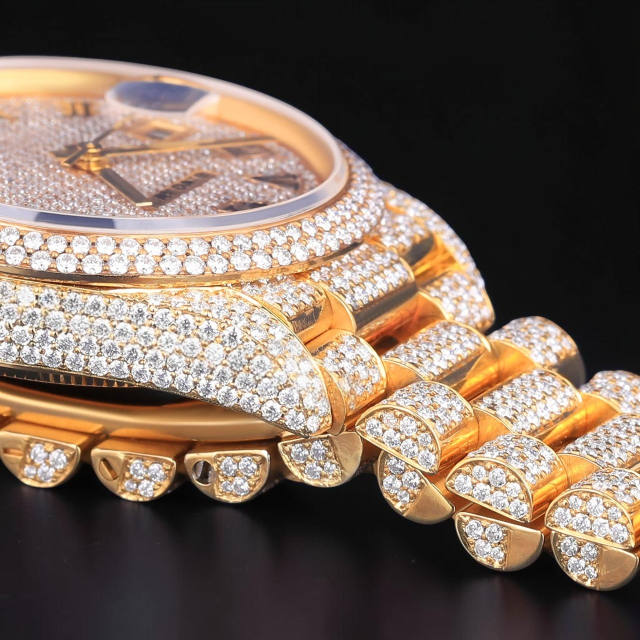 36MM Luxury Gold Moissanite Day Date Automatic Watch
