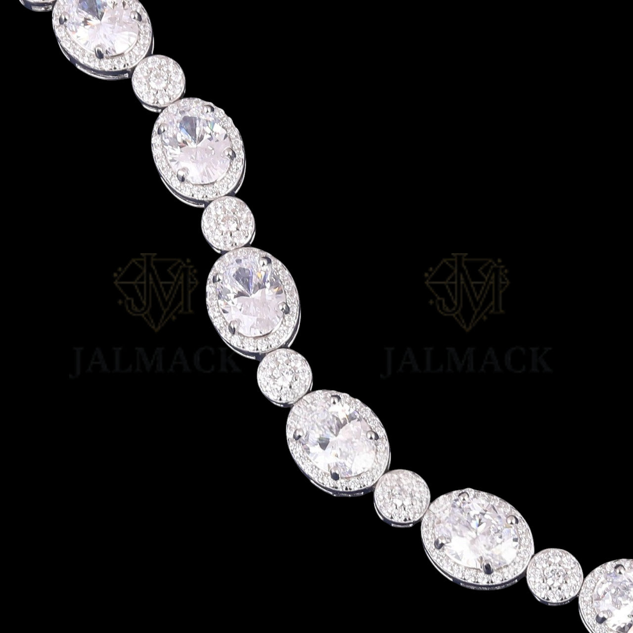 Oval Cut Moissanite Halo Link Bracelet VVS1 D Color