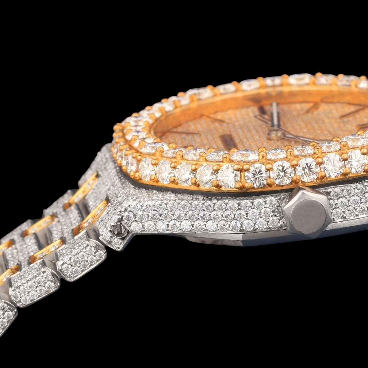 Luxury Two-Tone Moissanite Automatic Date Watch VVS1 D Color Fully Iced Out