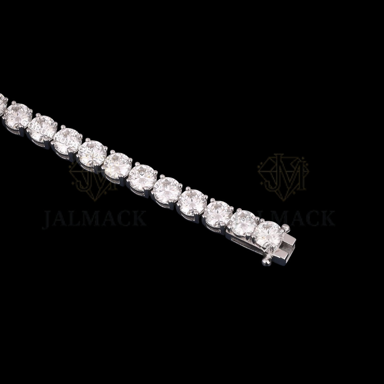 Silver Round Cut Moissanite Tennis Bracelet VVS1 D Color