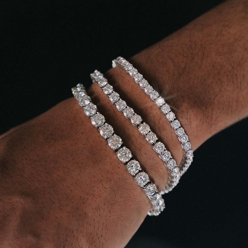Round Cut VVS1 Moissanite Tennis Bracelet in 925 Sterling Silver