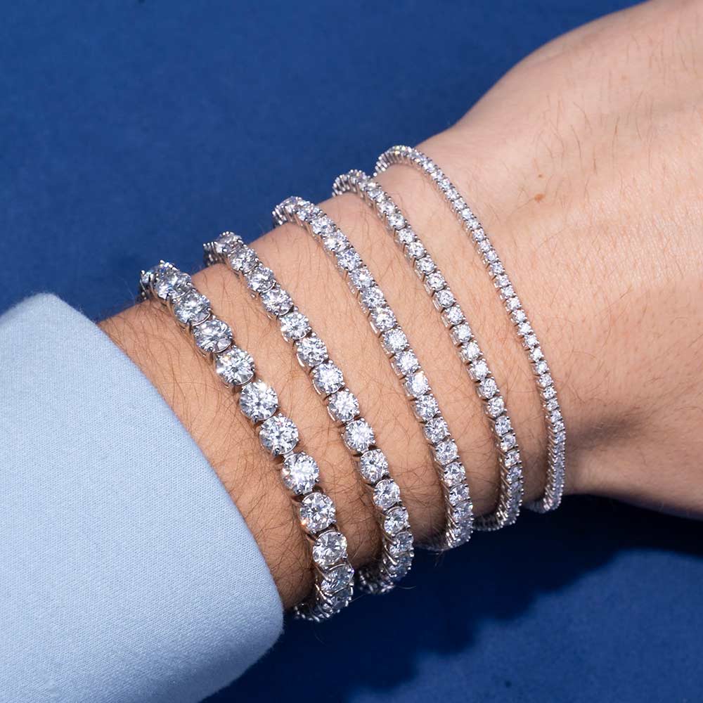 Round Cut VVS1 Moissanite Tennis Bracelet in 925 Sterling Silver