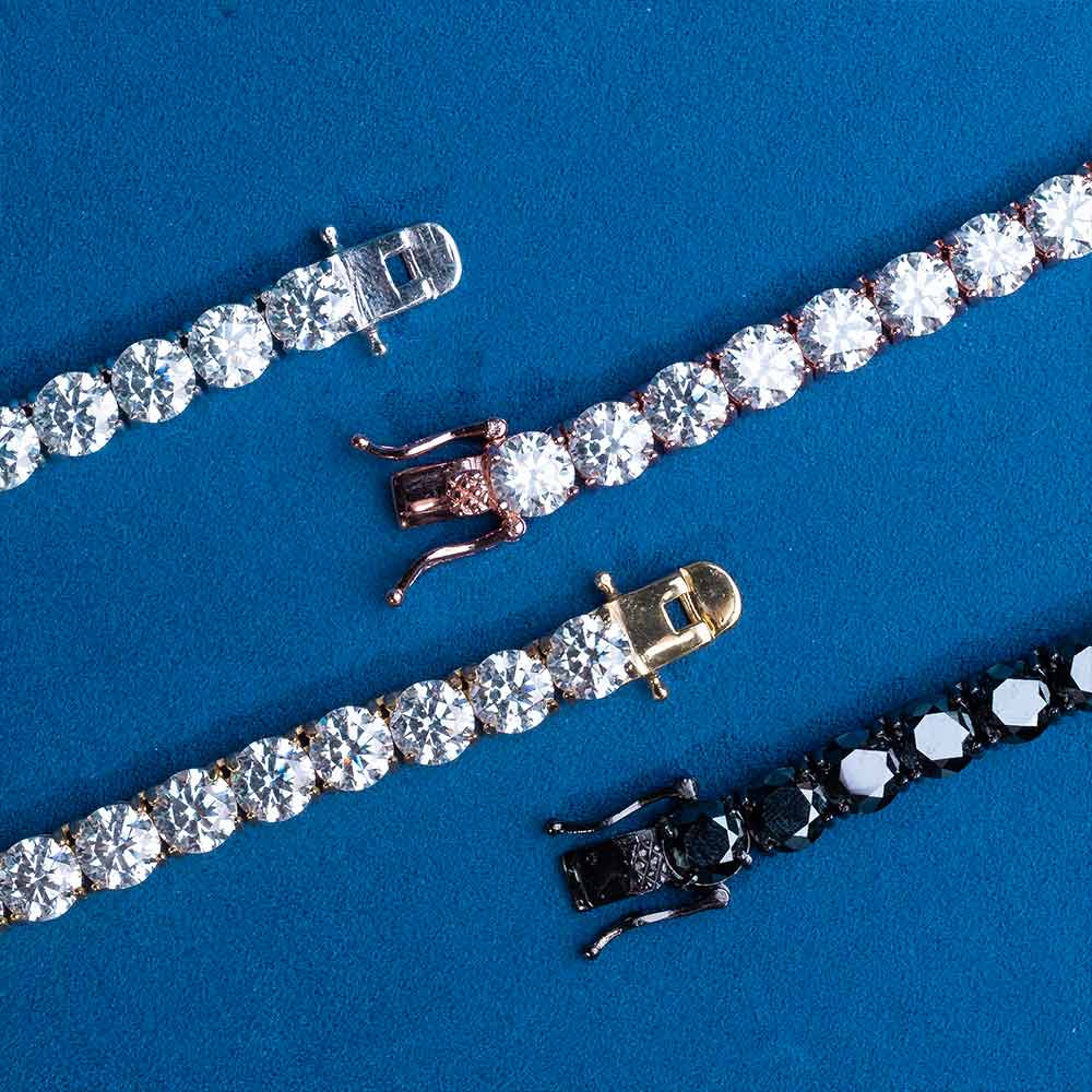 Round Cut VVS1 Moissanite Tennis Bracelet in 925 Sterling Silver