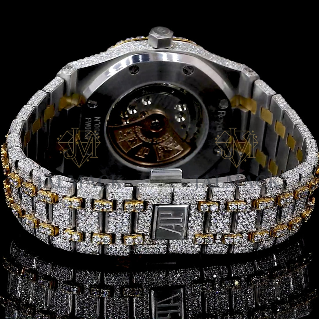 Silver Dial Baton Marker Round-Cut Moissanite Watch